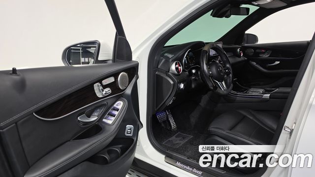 Mercedes-Benz GLC-Class 2020 — photo 13