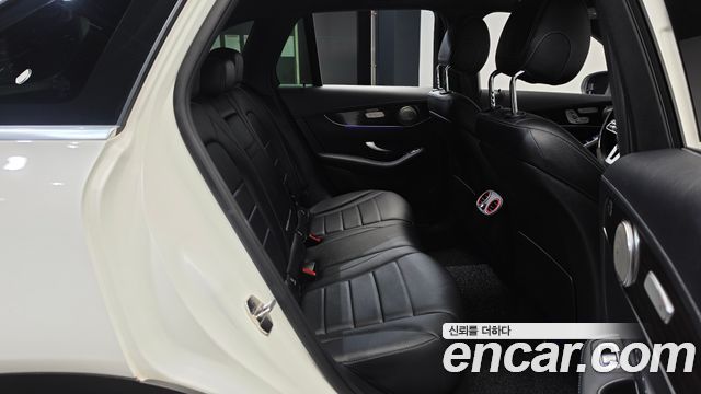 Mercedes-Benz GLC-Class 2020 — photo 17
