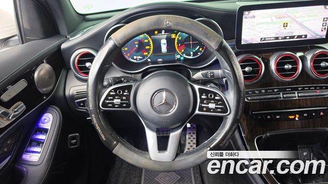 Mercedes-Benz GLC-Class 2020 — photo 20
