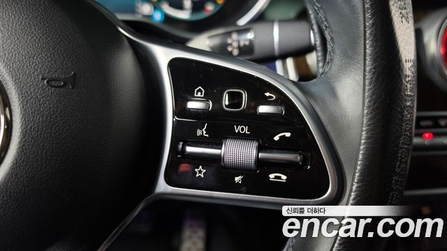 Mercedes-Benz GLC-Class 2020 — photo 24