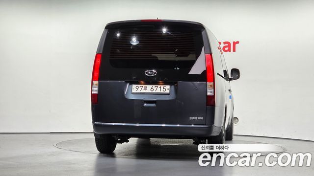 Hyundai Staria 2022 — photo 4