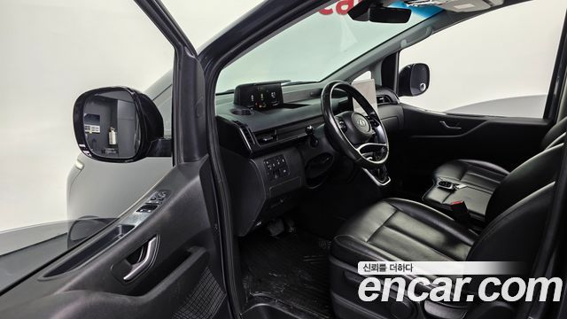 Hyundai Staria 2022 — photo 17