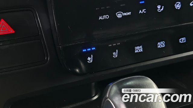 Hyundai Staria 2022 — photo 27