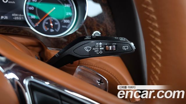 Bentley Bentayga 2017 — photo 29