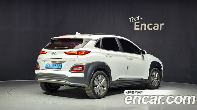 Hyundai Kona 2020 — photo 2