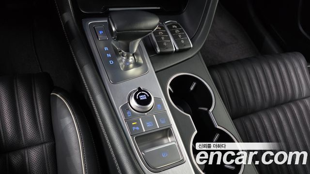 Genesis G70 2019 — photo 9