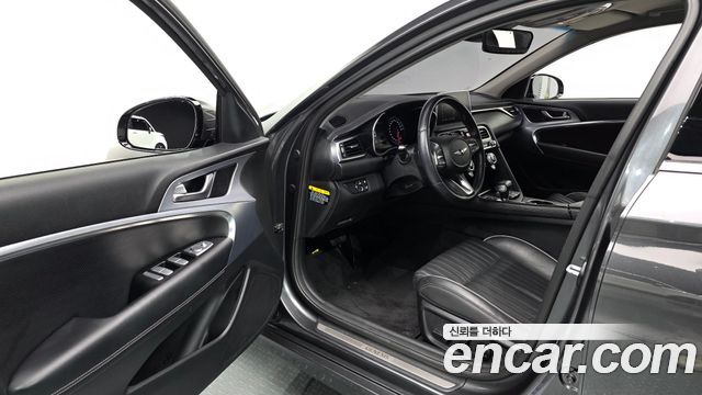Genesis G70 2019 — photo 10