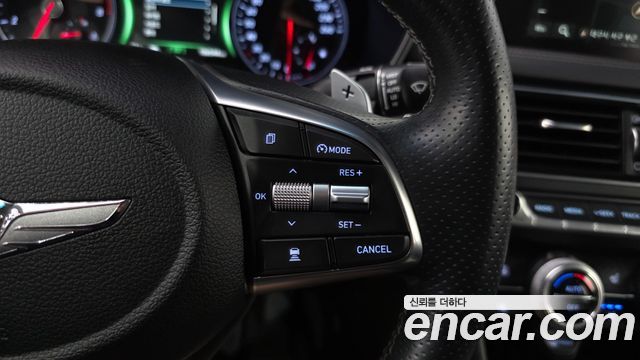 Genesis G70 2019 — photo 16