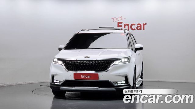 Kia Canival 2021 — photo 3
