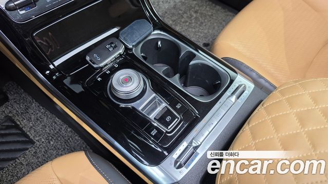 Kia Canival 2021 — photo 9