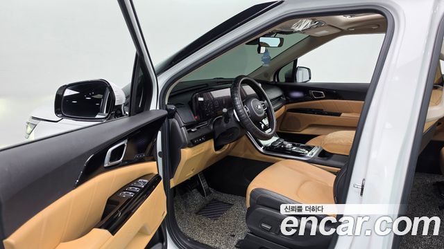 Kia Canival 2021 — photo 10