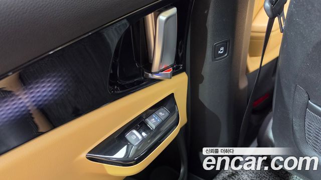 Kia Canival 2021 — photo 20