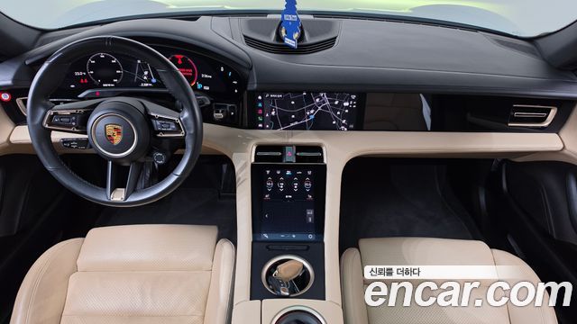 Porsche Taycan 2021 — photo 10