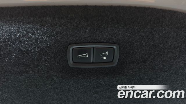 Porsche Taycan 2021 — photo 22