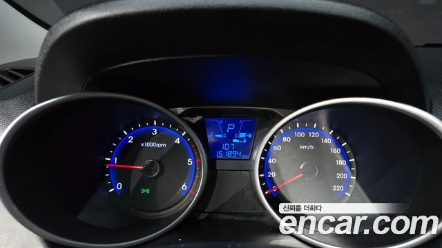 Hyundai Tucson 2015 — photo 8