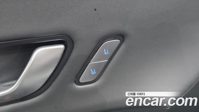 Hyundai Kona 2025 — photo 31