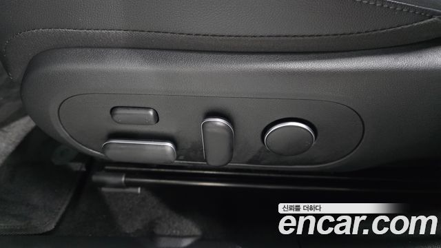 Hyundai Kona 2025 — photo 32
