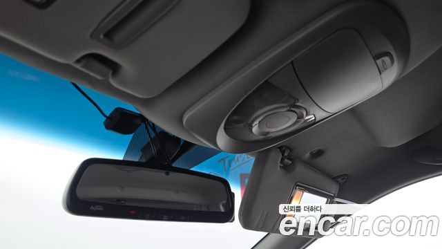 KG Mobility KORANDO 2015 — photo 23