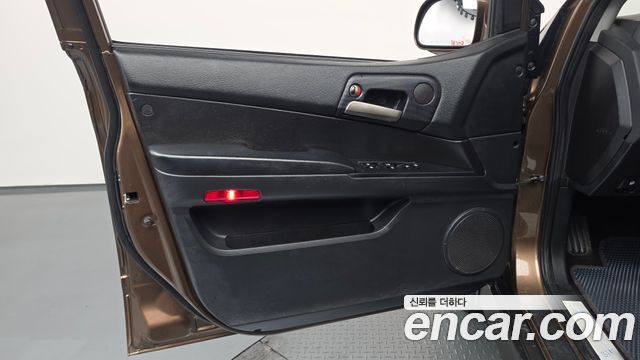 KG Mobility KORANDO 2015 — photo 14