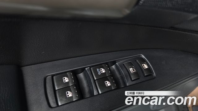 KG Mobility KORANDO 2015 — photo 29