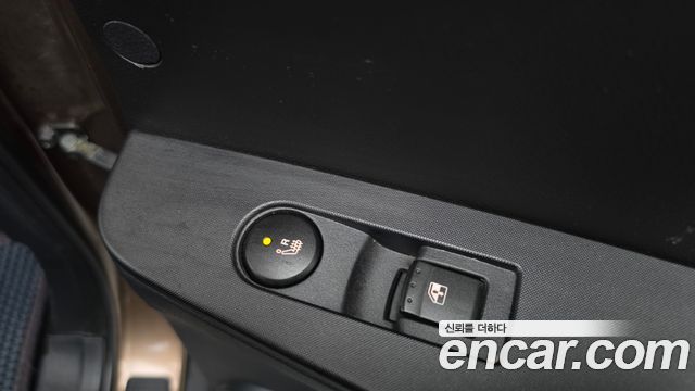 KG Mobility KORANDO 2015 — photo 31