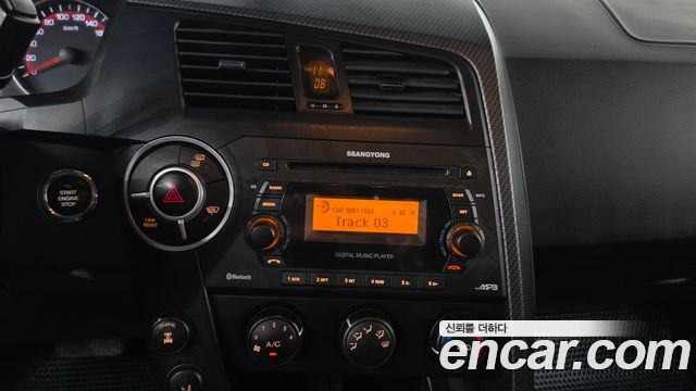 KG Mobility KORANDO 2015 — photo 32