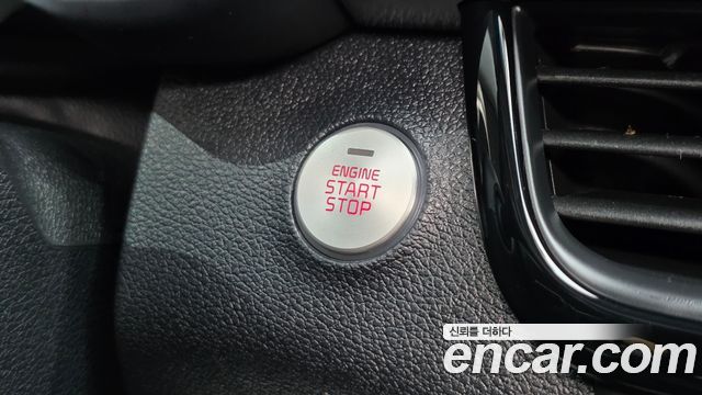 Kia K5 2018 — photo 14