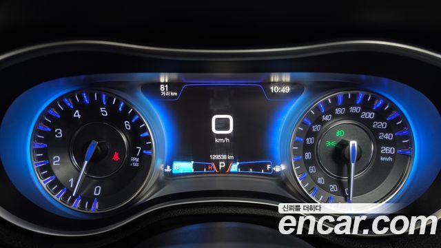Chrysler 300C 2015 — photo 8