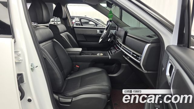 Hyundai Santafe 2024 — photo 17