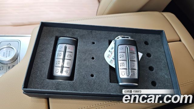 Genesis GV80 2022 — photo 22