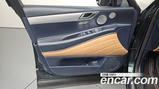 Genesis GV80 2022 — photo 14