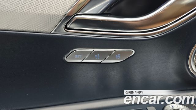 Genesis GV80 2022 — photo 33