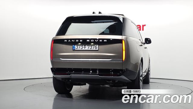 Land Rover Range Rover 2026 — photo 4