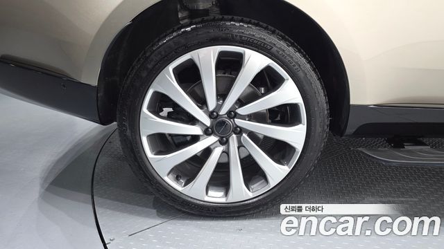 Land Rover Range Rover 2026 — photo 5