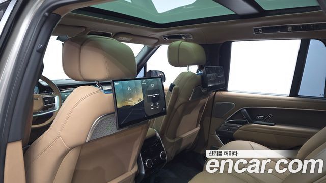 Land Rover Range Rover 2026 — photo 13
