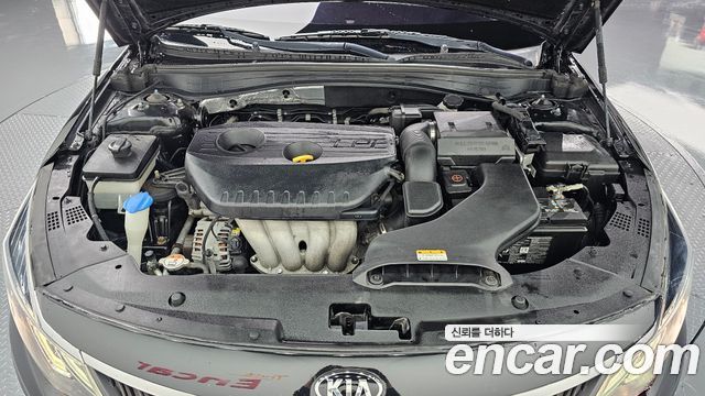 Kia K5 2019 — photo 6