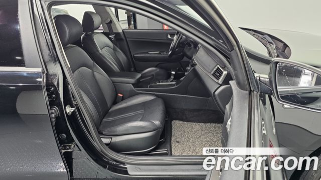 Kia K5 2019 — photo 13