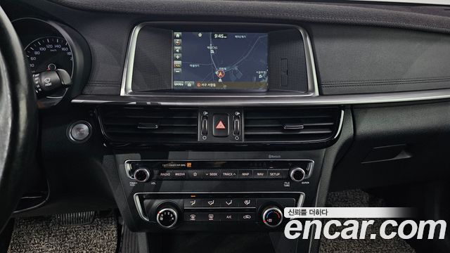 Kia K5 2019 — photo 18