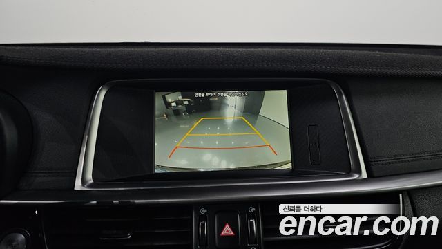 Kia K5 2019 — photo 20