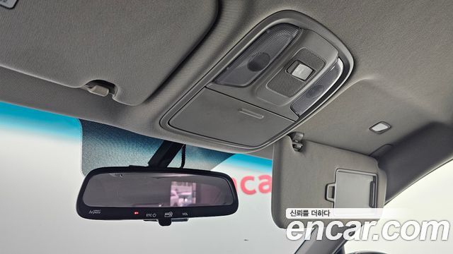 Kia K5 2019 — photo 25