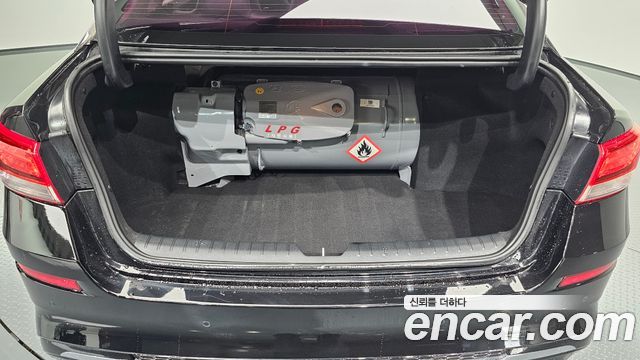 Kia K5 2019 — photo 26