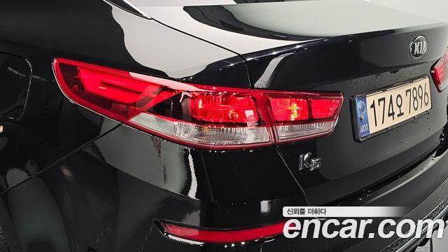 Kia K5 2019 — photo 9