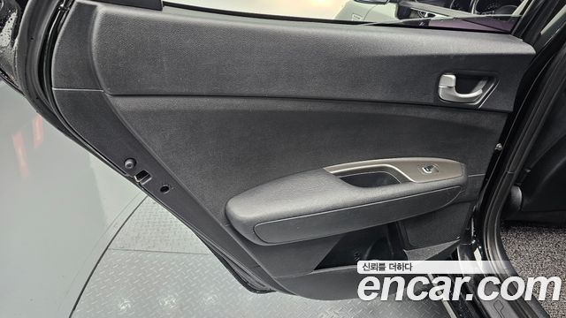 Kia K5 2019 — photo 15