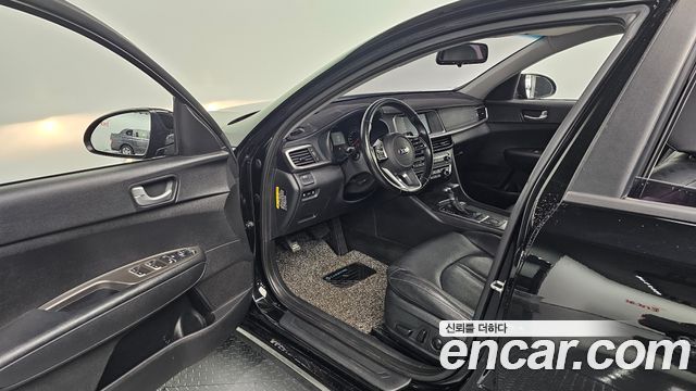 Kia K5 2019 — photo 16