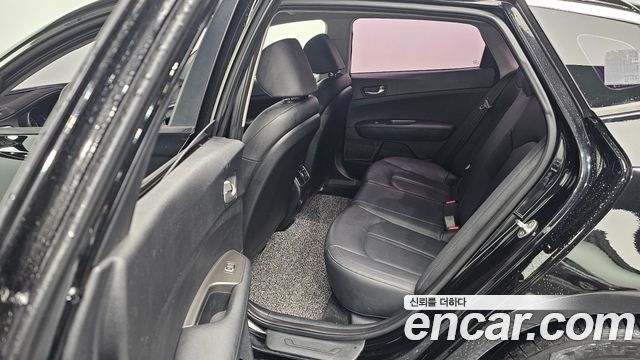 Kia K5 2019 — photo 28
