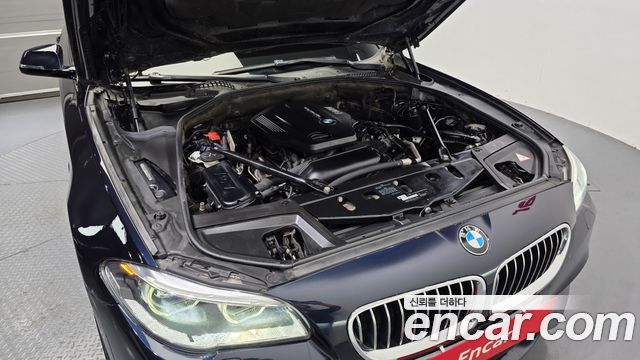 BMW 5-Series 2016 — photo 6