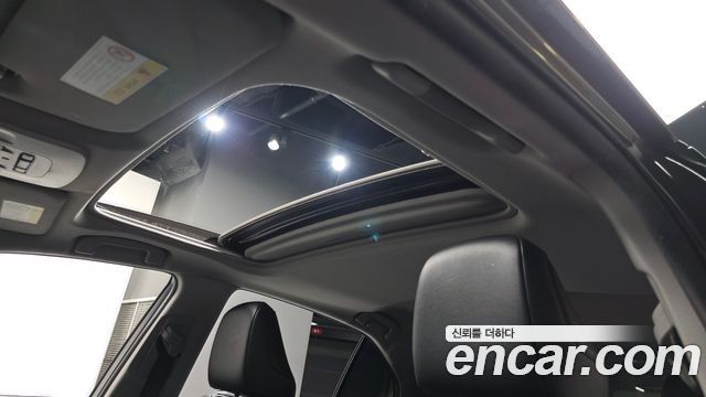 Toyota Camry 2018 — photo 22