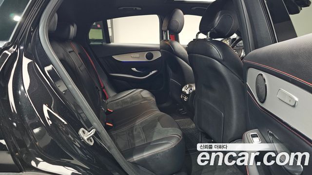 Mercedes-Benz GLC-Class 2022 — photo 17