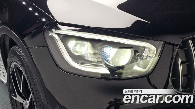 Mercedes-Benz GLC-Class 2022 — photo 8