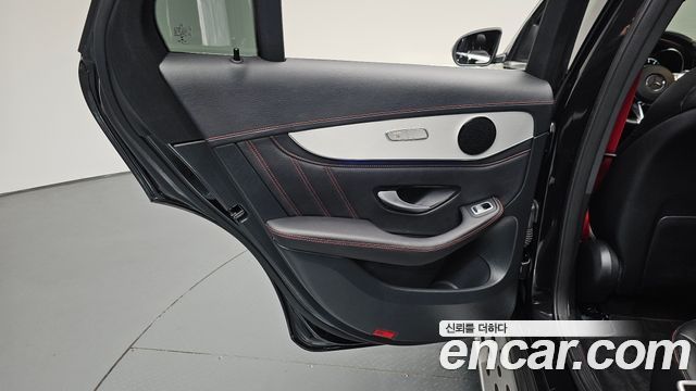 Mercedes-Benz GLC-Class 2022 — photo 15